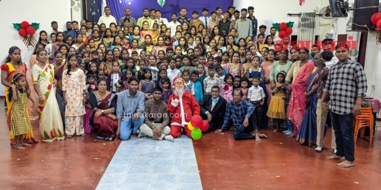 அக்கரைப்பற்று அசெம்பிளி ஒப் கோட் திருச்சபையில் இடம்பெற்ற நத்தார் ஆராதனைகள்.!