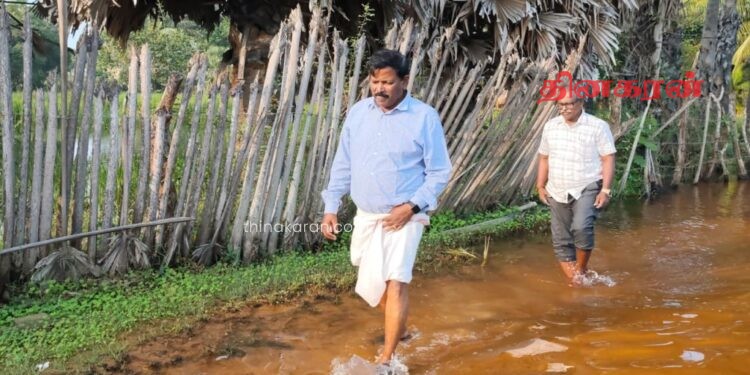 தியோகுநகர், தீர்த்தக்கரைப் பகுதிகளில் வீதிகள் சீரின்மையால் பாதிப்பை எதிர்நோக்கும் பொதுமக்கள்.!