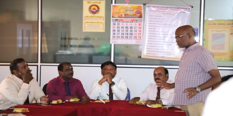 புதுக்குளம் மகா வித்தியாலயத்தின் தேவைப்பாடுகளை நிறைவேற்றி  தருமாறு சத்தியலிங்கம் எம்.பி கோரிக்கை.!