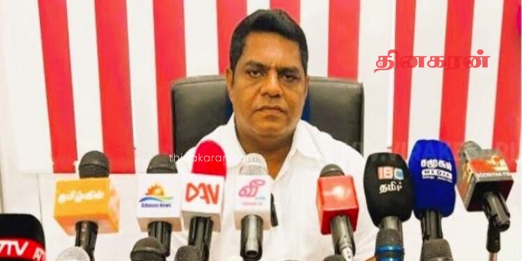 மன்னார் நகர சபை தவிசாளர், முன்னாள் தவிசாளர் மீது சுமத்தப்பட்டுள்ள ஊழல் குற்றச்சாட்டுக்கள் தொடர்பில் விசாரணை.!