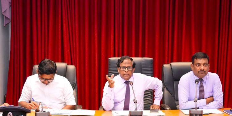 மணல் மாபியாவுக்கு முற்றுப்புள்ளி கிளிநொச்சியில் குறைந்த விலையில் மணலை வழங்குவதற்குத் தீர்மானம் – ஆளுநர் தலைமையிலான ஆலோசனைக் கூட்டத்தில் முடிவு