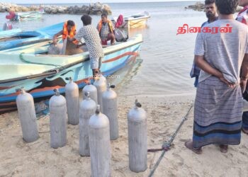 பருத்தித்துறைக் கடற்பரப்பில் காணாமல் போன மீனவர்களைத் தேடும் நடவடிக்கைகள் இன்றும் முன்னெடுக்கப்பட்டன.