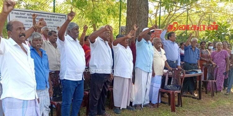 தமது பூர்வீகக் காணிகளை விடுவிக்கக் கோரி, வலிகாமம் வடக்கு பகுதி மக்கள் தொடர்ந்தும் போராட்டம்!