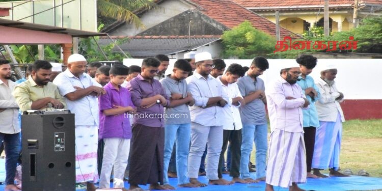 மன்னாரில் சிறப்பாக இடம்பெற்ற புனித ஹஜ் பெருநாள் தொழுகை.!