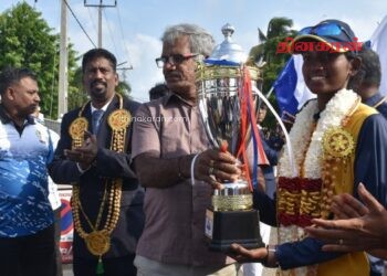 இலங்கை மகளிர் கிரிக்கெட் அணியில் மன்னார் வீராங்கனை