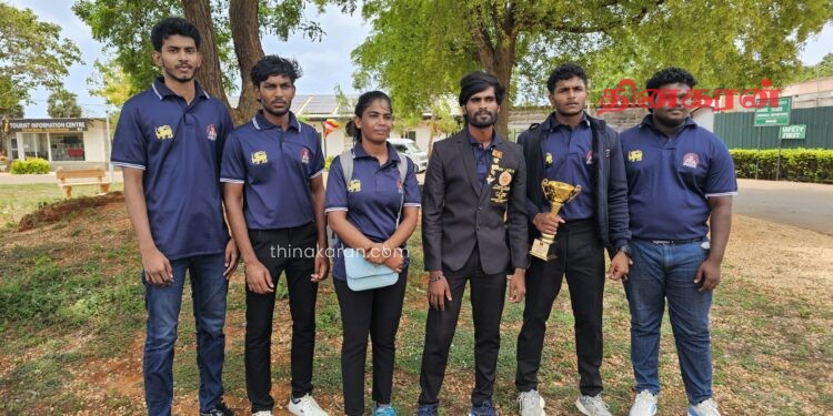 இந்தியாவில் சாதனை படைத்த குத்துச்சண்டை குழுவினர் தாயகம் திரும்பினர்!