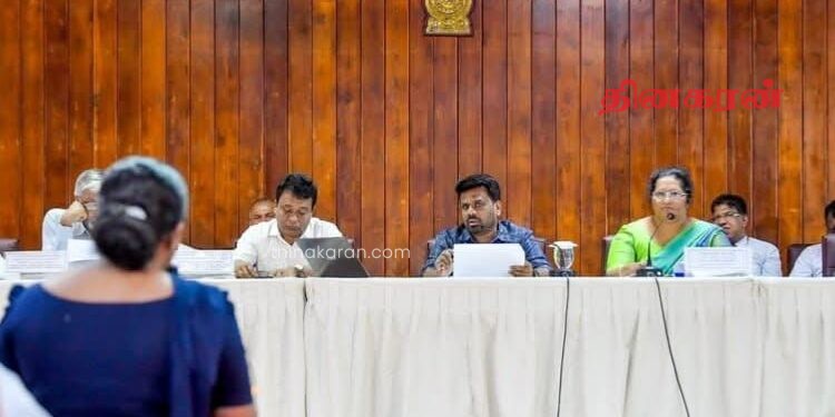 நுவரெலியா மாவட்ட ஒருங்கிணைப்புக் குழுக் கூட்டம் ஜனாதிபதி அனுரகுமார திசாநாயக்க தலைமையில்!
