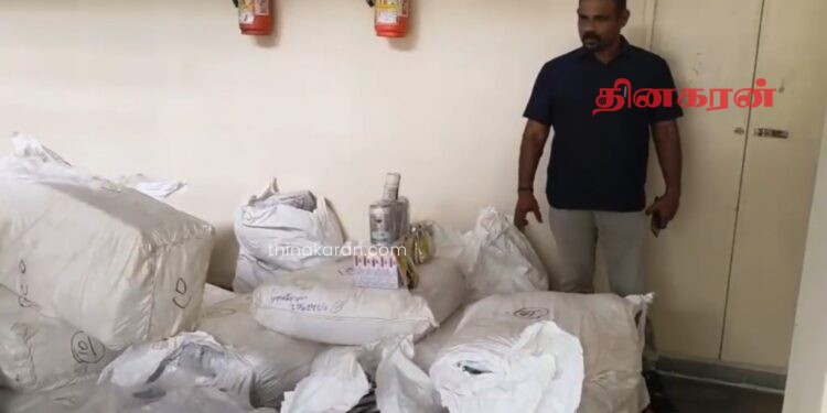 இலங்கைக்கு கடத்துவதற்காக பதுக்கி வைக்கப்பட்டிருந்த பொருட்கள் பறிமுதல்.!