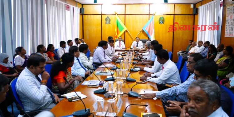 வடக்கின் விவசாயப் பிரச்சினைகளுக்குத் தீர்வு காணஆளுநர் தலைமையில் நடைபெற்ற கூட்டத்தில் இணக்கம்!