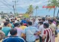 படகுகளுடன் வீதிக்கு இறங்கிய மீனவர்கள்.!