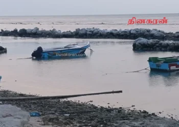 பருத்தித்துறை கடற்ப்பரப்பில் மீன்பிடிக்கச் சென்ற 4 மீனவர்களைக் காணவில்லை!