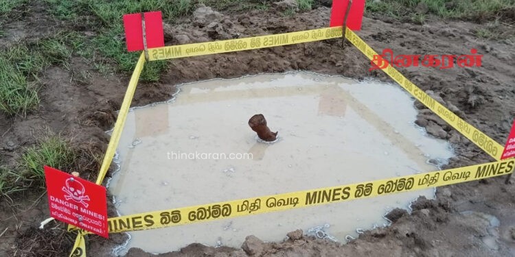 அக்கரையங்குளம் பகுதியில் 4 வெடிகுண்டுகள் மீட்பு …!