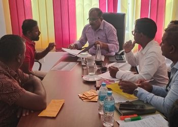 பாதுகாப்புப் பிரதியமைச்சர் திருகோணமலைக்கு விஜயம்! – காணி விவகாரங்கள் குறித்து ஆராய்வதாக உறுதி