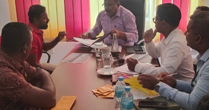 பாதுகாப்புப் பிரதியமைச்சர் திருகோணமலைக்கு விஜயம்! – காணி விவகாரங்கள் குறித்து ஆராய்வதாக உறுதி