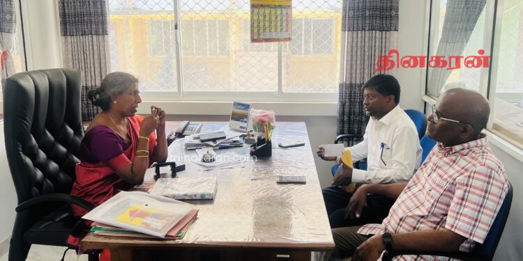 மீசாலை வீரசிங்கம் மத்திய கல்லூரிக்கு சத்தியலிங்கம் எம்பி விஜயம் !