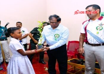 உமையாள்புரம் கிராம அலுவலர் பிரிவில் 300 மரக்கன்றுகள் நடும் விசேட நிகழ்வு.!