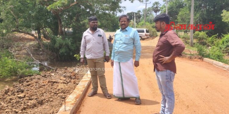 பனைநின்றான் கிராமத்திற்கான வீதி, பாலத்தின் சீரமைப்பு பணிகளை பார்வையிட்டார் ரவிகரன் எம்.பி.!