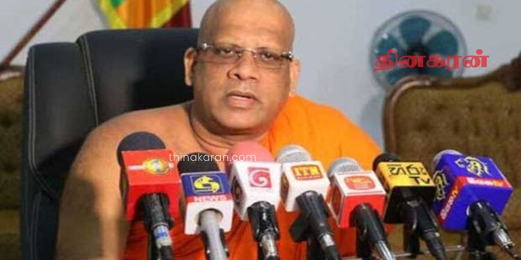 கடும் பொருளாதார நெருக்கடிக்கு மத்தியிலும் கடன்பட்டாவது தானசாலை நடத்தும் மக்கள்.!