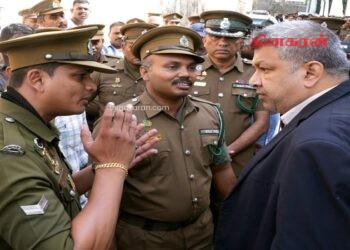 சிறைச்சாலை வன்முறையில் துப்பாக்கிப் பிரயோகம்; நீதி அமைச்சரிடம் அதிகாரிகள் முன்வைத்த கோரிக்கை.!