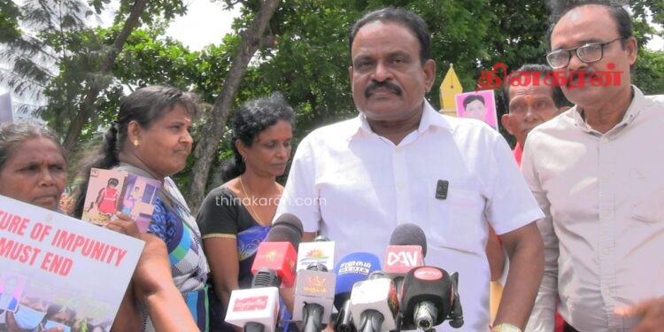 மடியில் கனமில்லை என்றால் வழியில் பயமில்லை.!